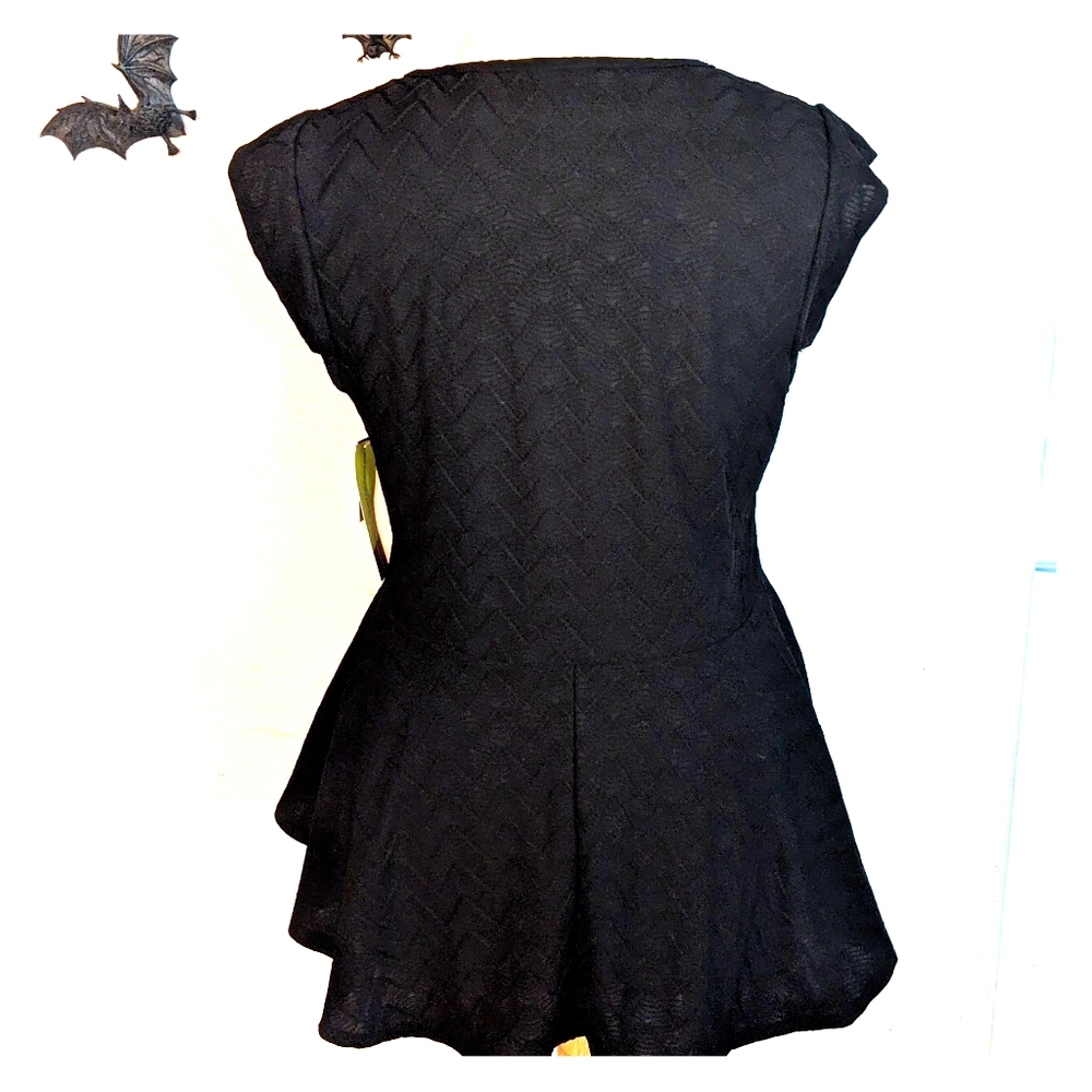 Peplum high-low top